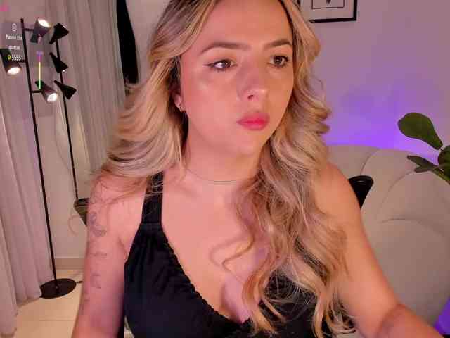 AmyWoods webcam