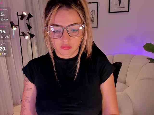 AmyWoods webcam