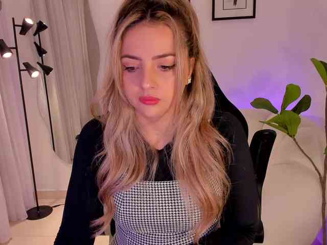 AmyWoods webcam