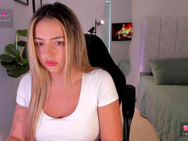 AmyWoods webcam
