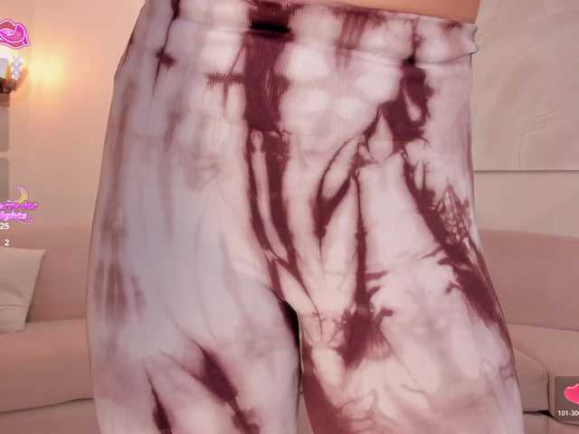 le modèle RebeccaHudson est en webcam porno dans un show sur le site bongacams, il possède les tags suivants: Latino/Hispanic,Blonde,Shaved