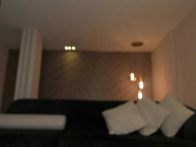 RebeccaHudson's BongaCams show and profile