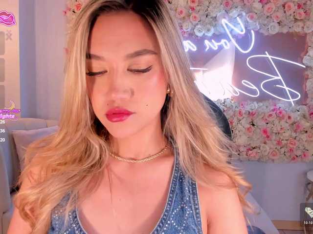 RebeccaHudson's BongaCams show and profile