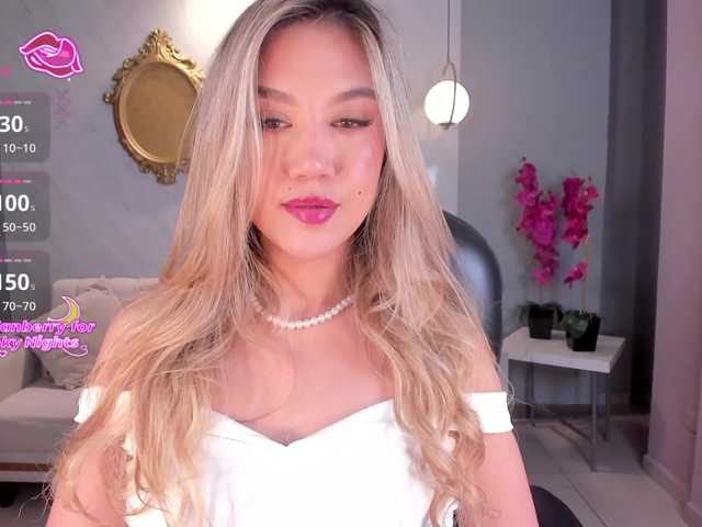 RebeccaHudson's BongaCams show and profile