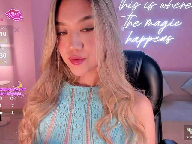 RebeccaHudson's BongaCams show and profile