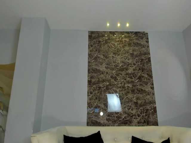 RebeccaHudson's BongaCams show and profile