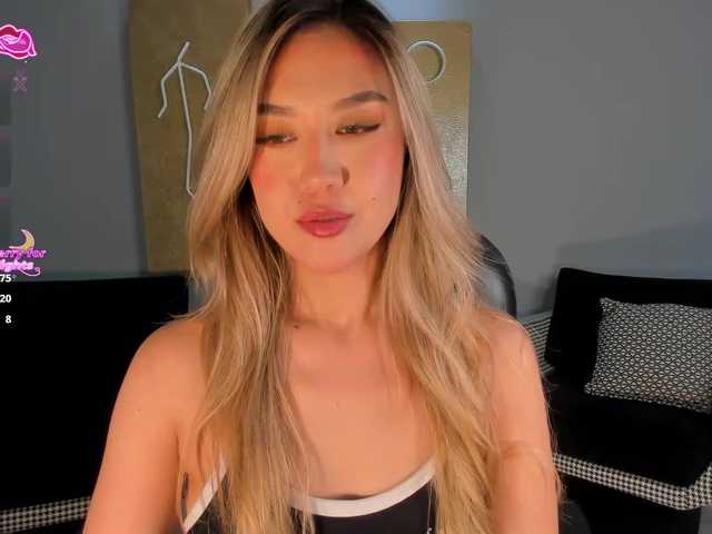 RebeccaHudson live cam profile