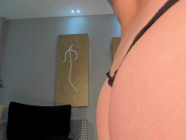 RebeccaHudson's BongaCams show and profile