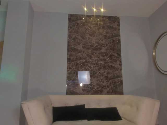 RebeccaHudson's BongaCams show and profile