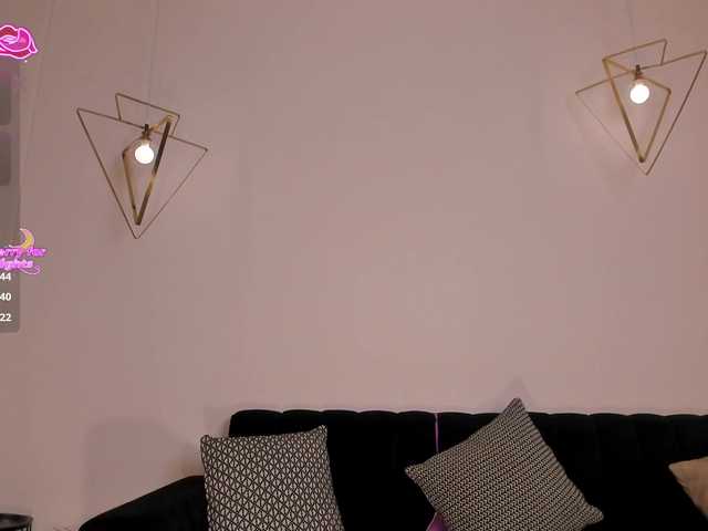 RebeccaHudson's BongaCams show and profile