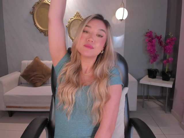 RebeccaHudson's BongaCams show and profile