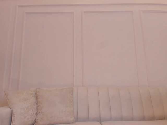 RebeccaHudson's BongaCams show and profile