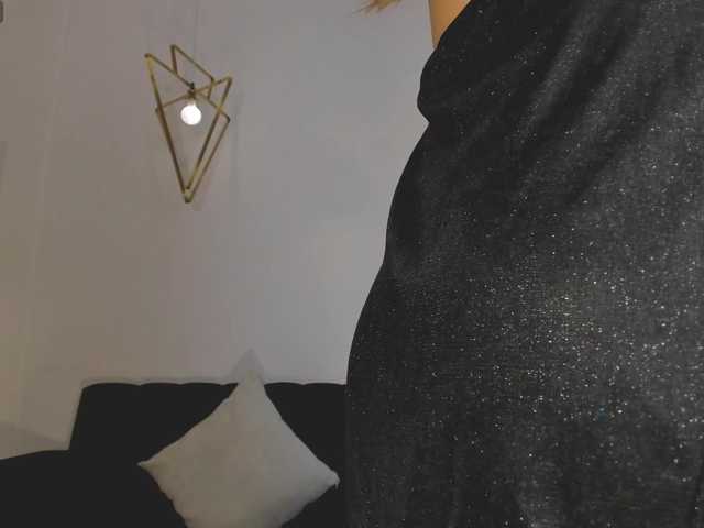 RebeccaHudson's BongaCams show and profile