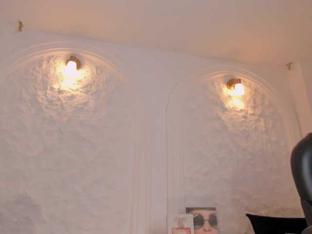 RebeccaHudson's BongaCams show and profile