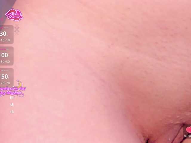 RebeccaHudson's BongaCams show and profile