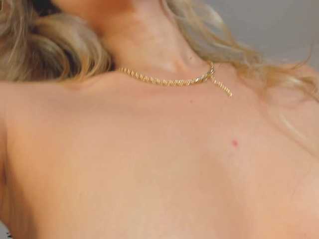 RebeccaHudson's BongaCams show and profile