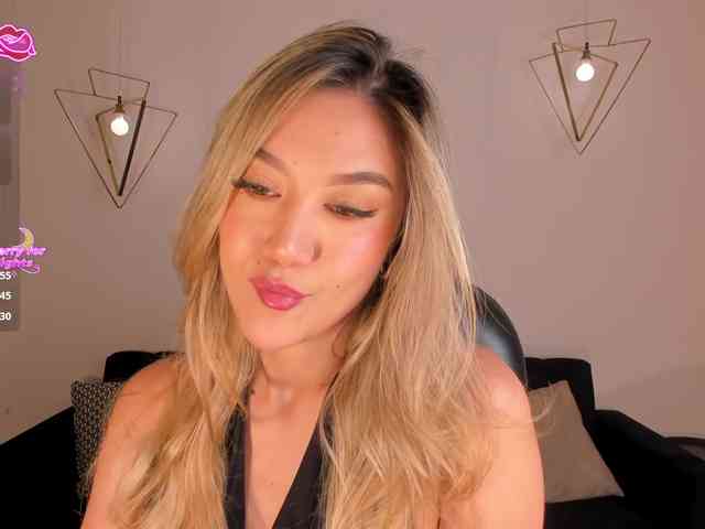 RebeccaHudson webcam