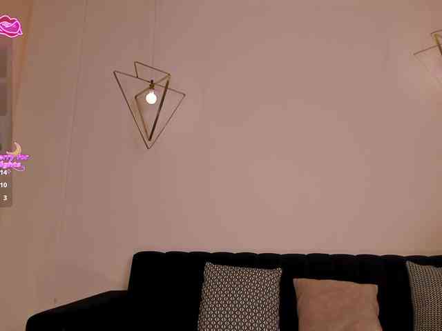 RebeccaHudson webcam