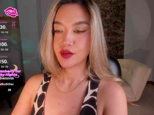 RebeccaHudson webcam