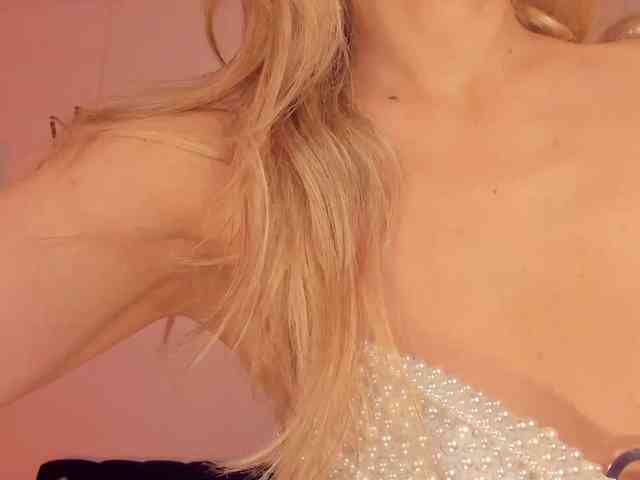 RebeccaHudson webcam