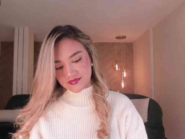 RebeccaHudson webcam