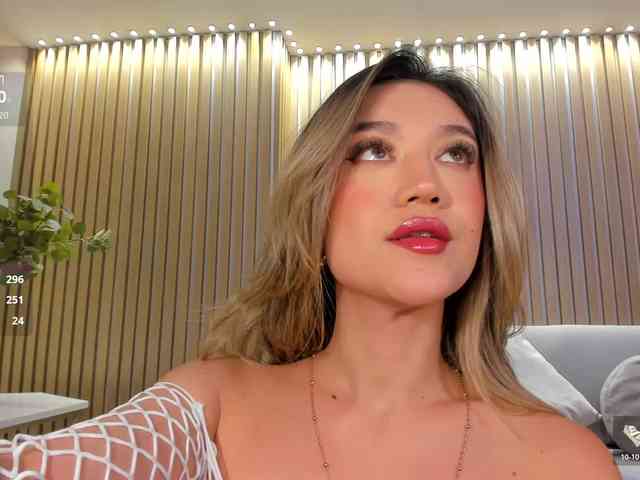 RebeccaHudson webcam