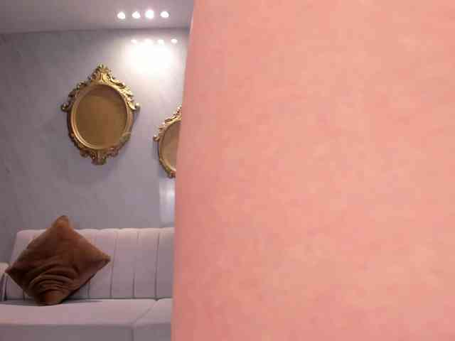 RebeccaHudson webcam