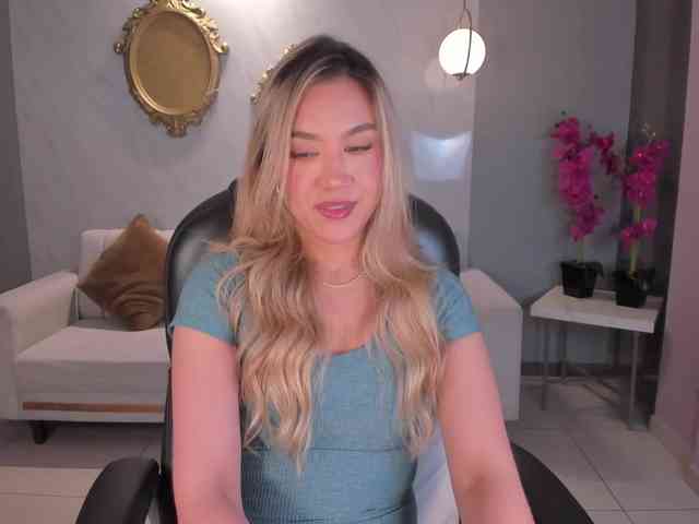 RebeccaHudson webcam