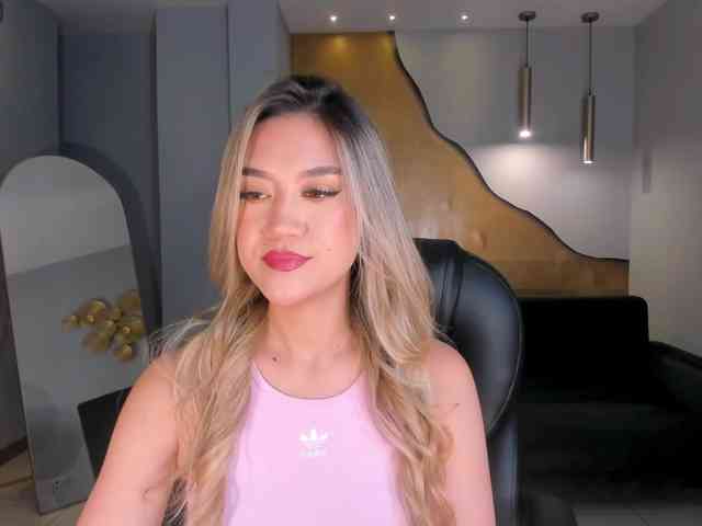 RebeccaHudson webcam