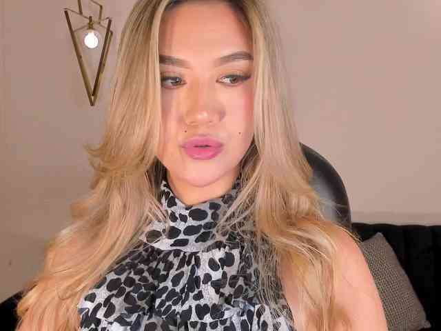 RebeccaHudson webcam