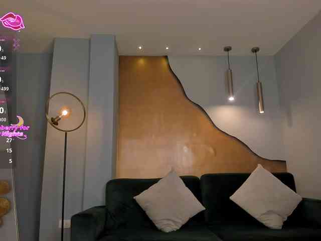 RebeccaHudson webcam