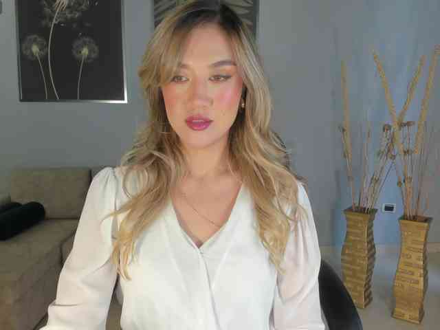 RebeccaHudson webcam