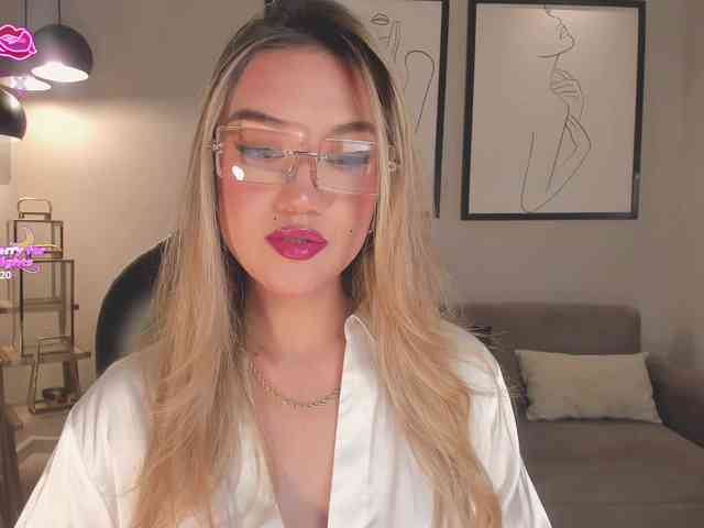 RebeccaHudson Live Webcam on BongaCams