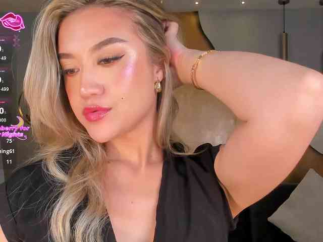 RebeccaHudson webcam