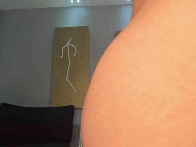 RebeccaHudson webcam