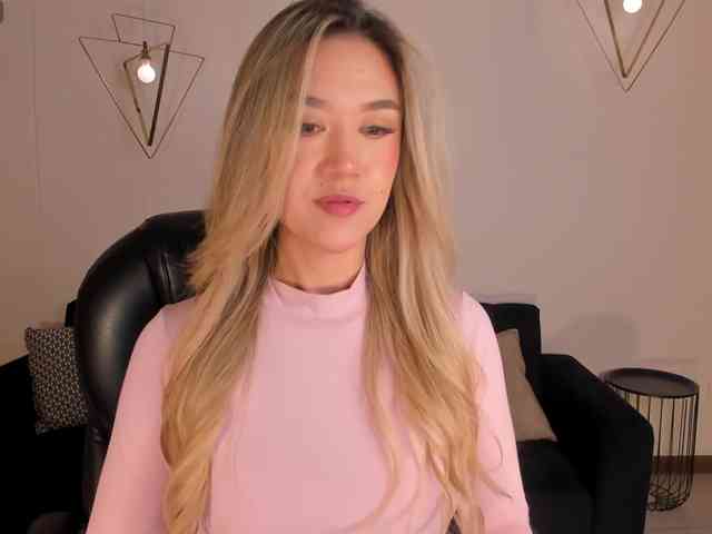 RebeccaHudson webcam