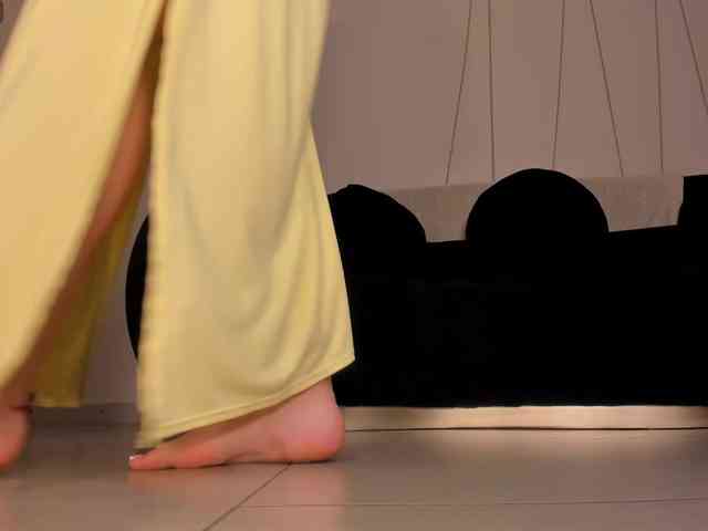 RebeccaHudson webcam