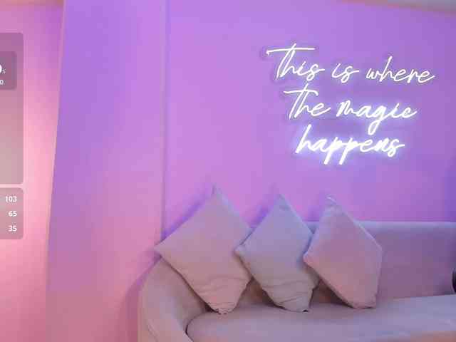 RebeccaHudson webcam