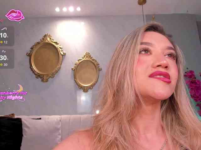 RebeccaHudson webcam