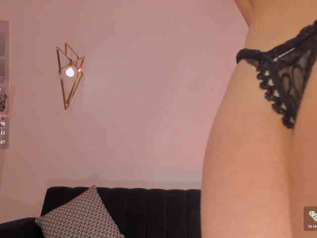 RebeccaHudson webcam