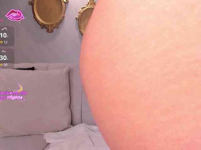 RebeccaHudson webcam