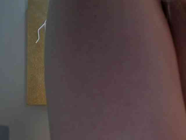 RebeccaHudson webcam