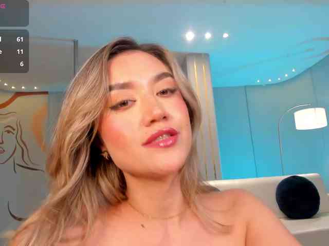 RebeccaHudson webcam