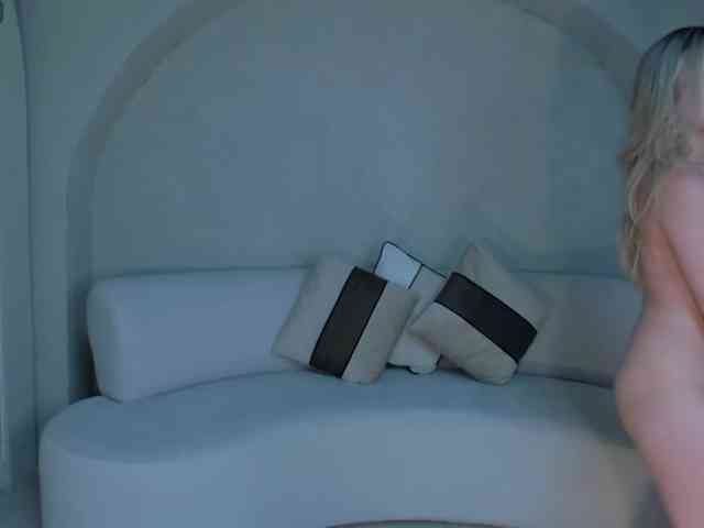 RebeccaHudson webcam