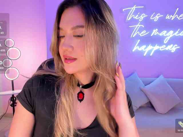RebeccaHudson webcam