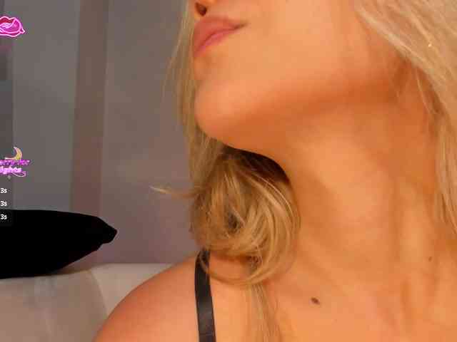 RebeccaHudson RebeccaHudson