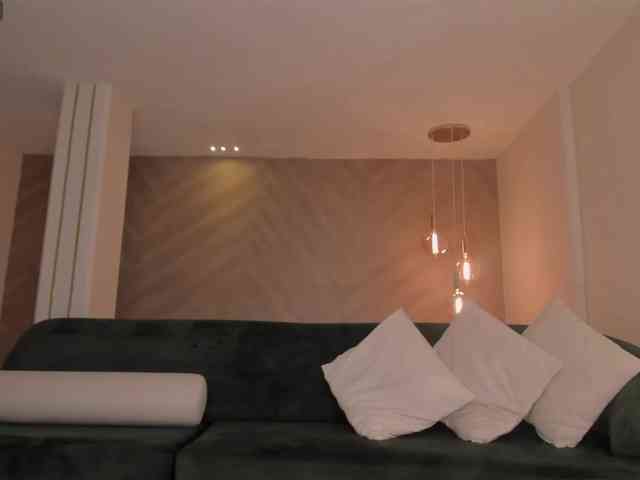 RebeccaHudson webcam