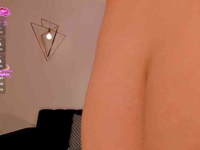 RebeccaHudson webcam