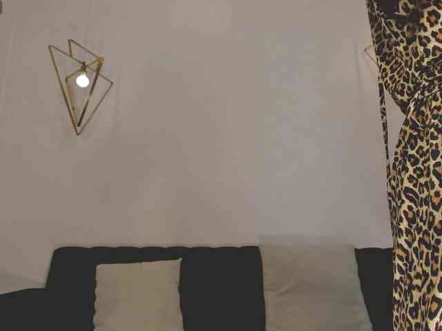 RebeccaHudson webcam