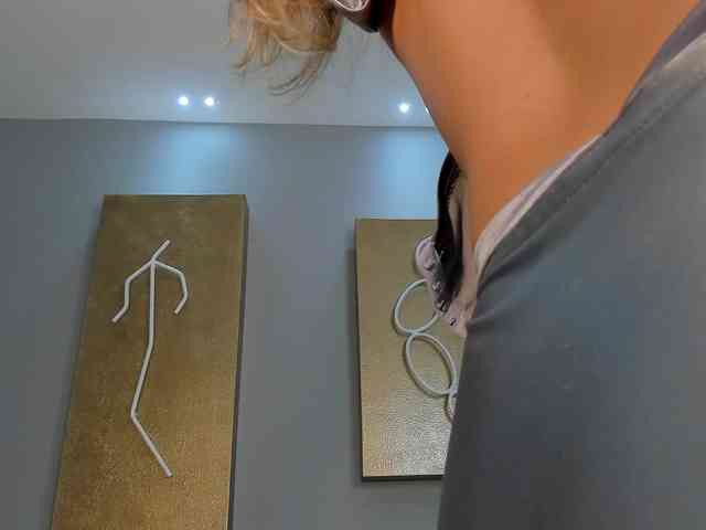 RebeccaHudson webcam